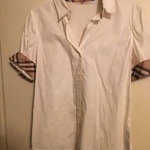 Burberry small blouse